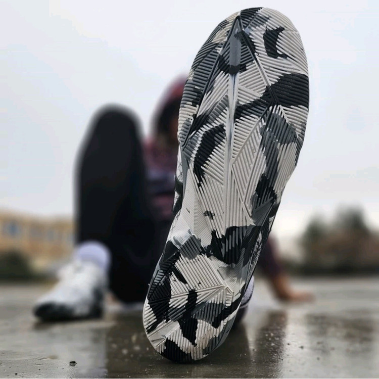 کفش سالنی میزانو